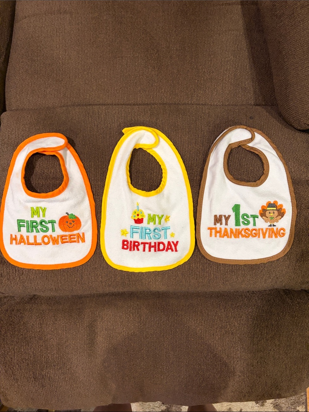 (NWOT) My First Holiday Baby Bibs Set of 3